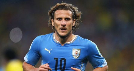 Uruguaylı Yıldız Diego Forlan 38 Yaşında Eski Takımı Penarol'e Geri Döndü