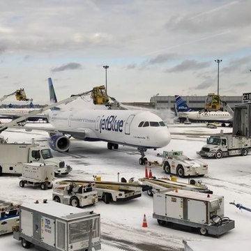 Travelers Face Delays After Wind, Snow Hits Boston Logan Airport
