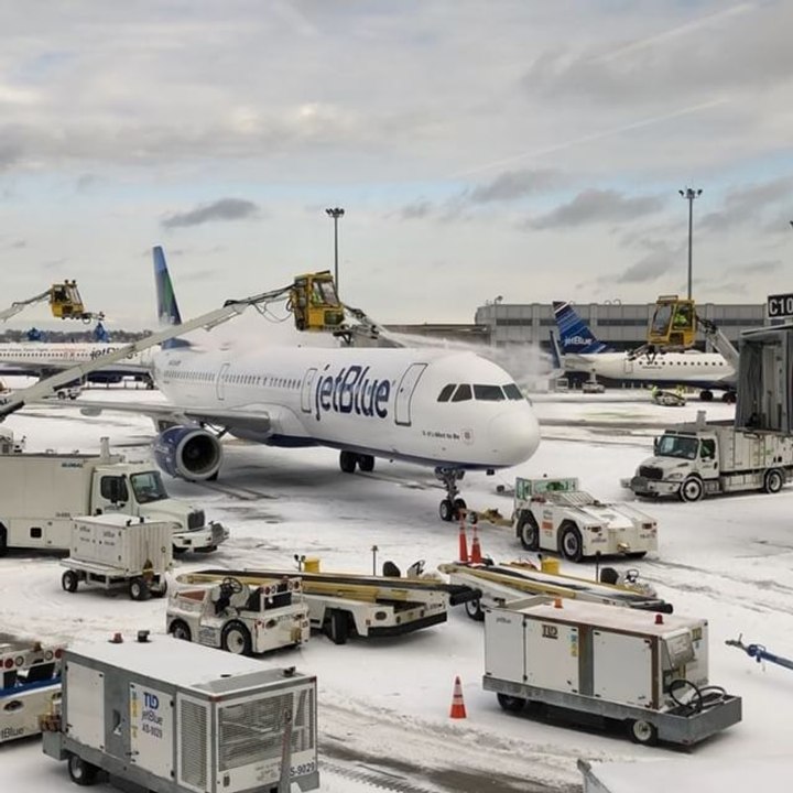 Travelers Face Delays After Wind, Snow Hits Boston Logan Airport
