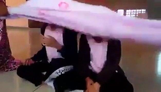 Tranh thủ trời còn se lạnh, thử ngay trào lưu mới “làm tóc giật điện” của giới trẻ 1