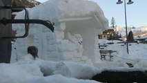 Val d'Aosta: un presepe di ghiaccio a Champoluc