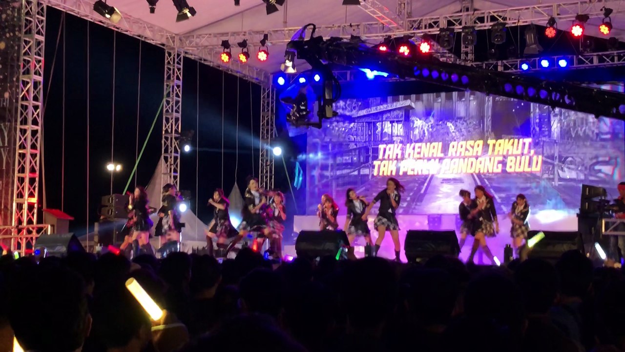 [FANCAM] RIVER, Beginner, dan Kaze wa Fuiteiru @6th Anniversary JKT48