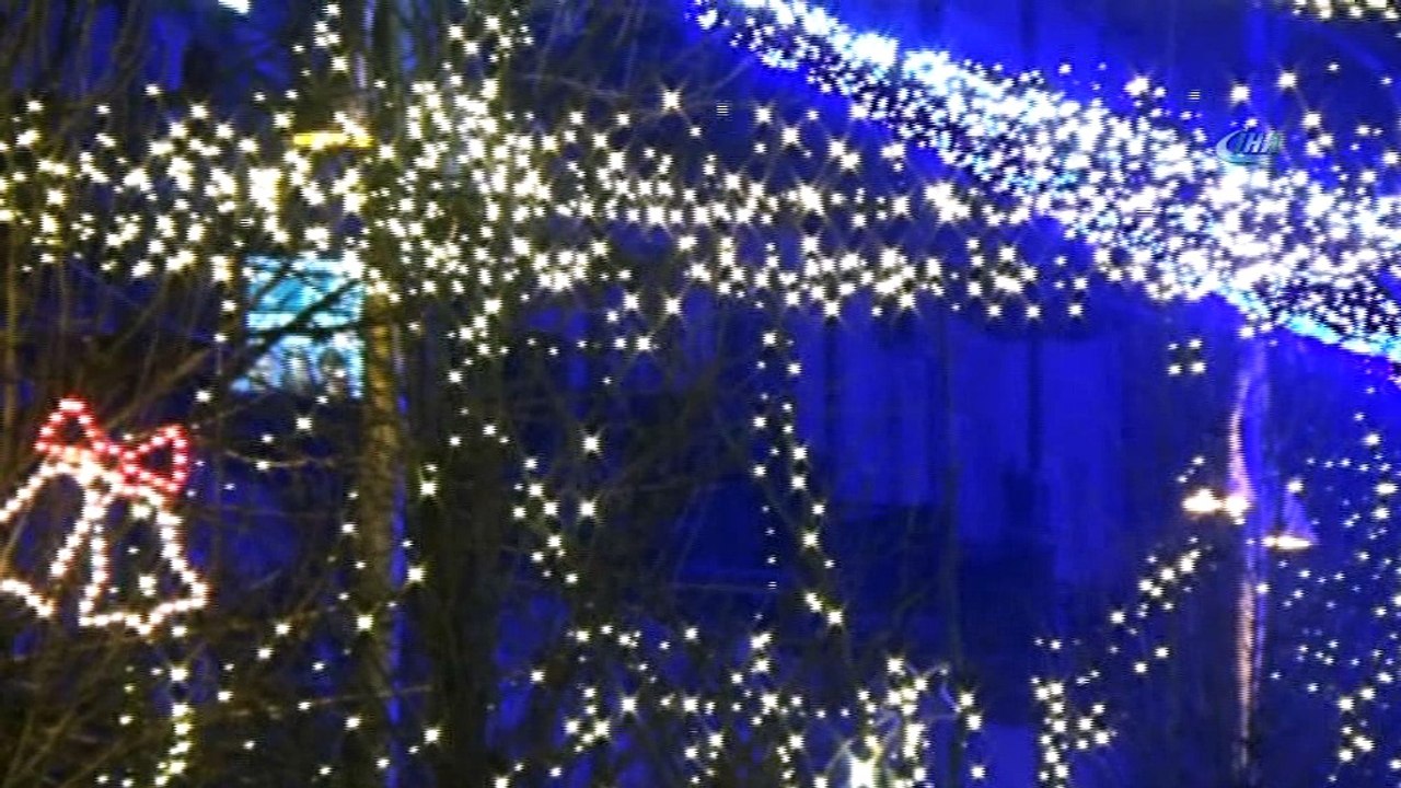 - Bir milyon ışık altında parlayan şehir