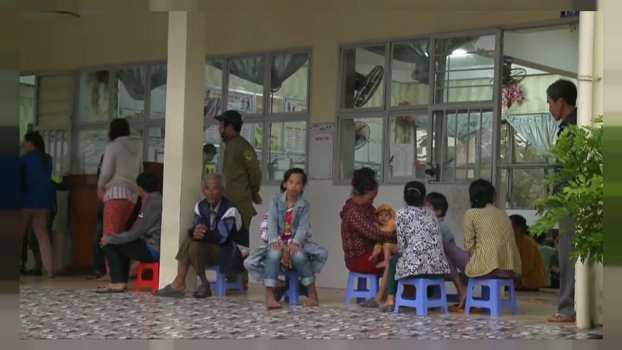 La tormenta Tembin llega debilitada a Vietnam