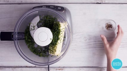 Corn on the Cob with Chive Compound Butter- Martha Stewart-StyY92uOCws