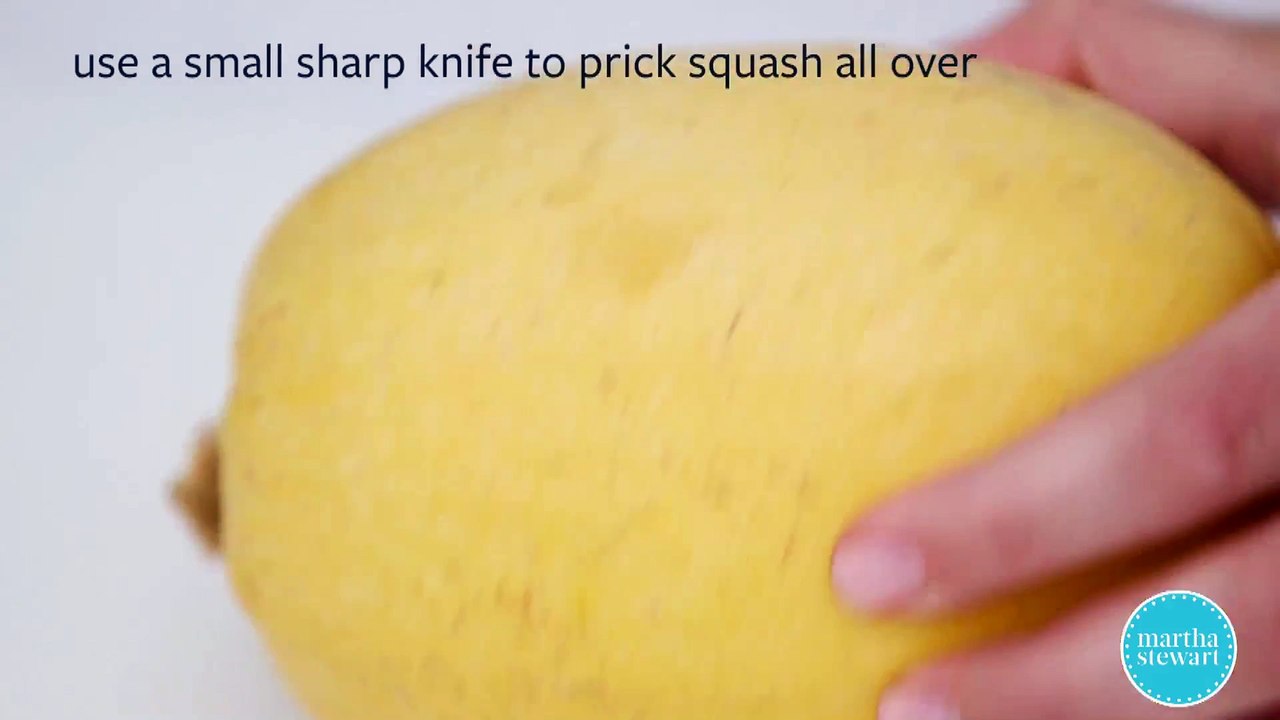 Easiest Roasted Spaghetti Squash- Martha Stewart-pTWRmnoLb_w