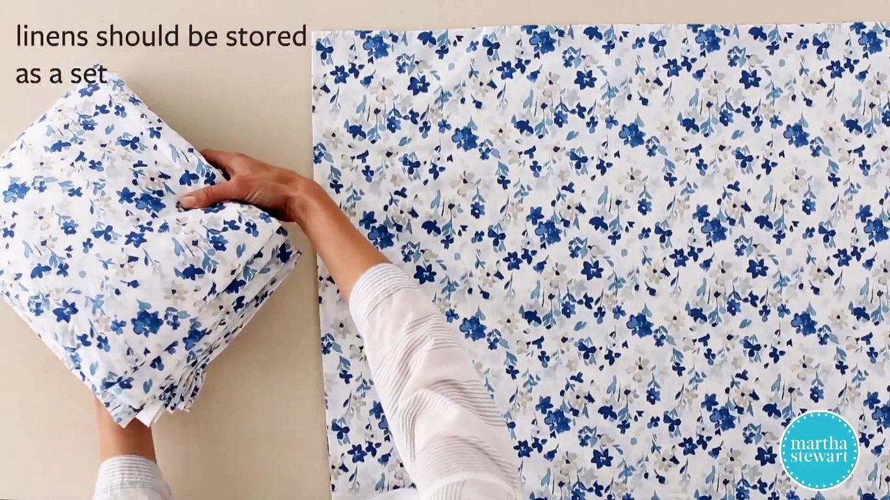 How to Store Matching Sheets- Martha Stewart-pZO3oDXTH-I