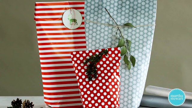 How to Wrap an Oddly-Shaped Gift- Martha Stewart-T6DJhB26zKY