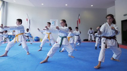 Le karaté, une pratique adaptée aux enfants