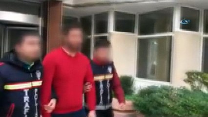 Sarıyer'de yağmurlu havada trafiği birbirine katan trafik magandası yakalandı