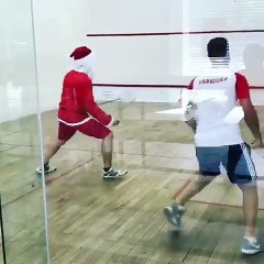 Squashadictos - Important things to do before delivering the gifts tonight