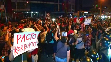 Peru: thousands protest ex-President Fujimori's pardon