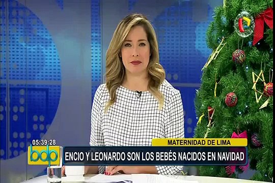 Bebés en Navidad: padres colocaron la camiseta de la selección a recién nacidos