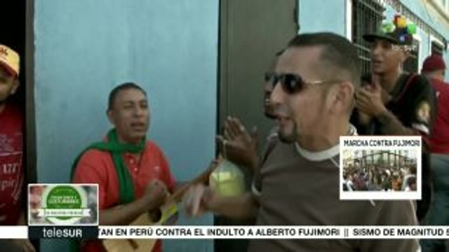 Gob. bolivariano entrega juguetes a miles de niños en Navidad