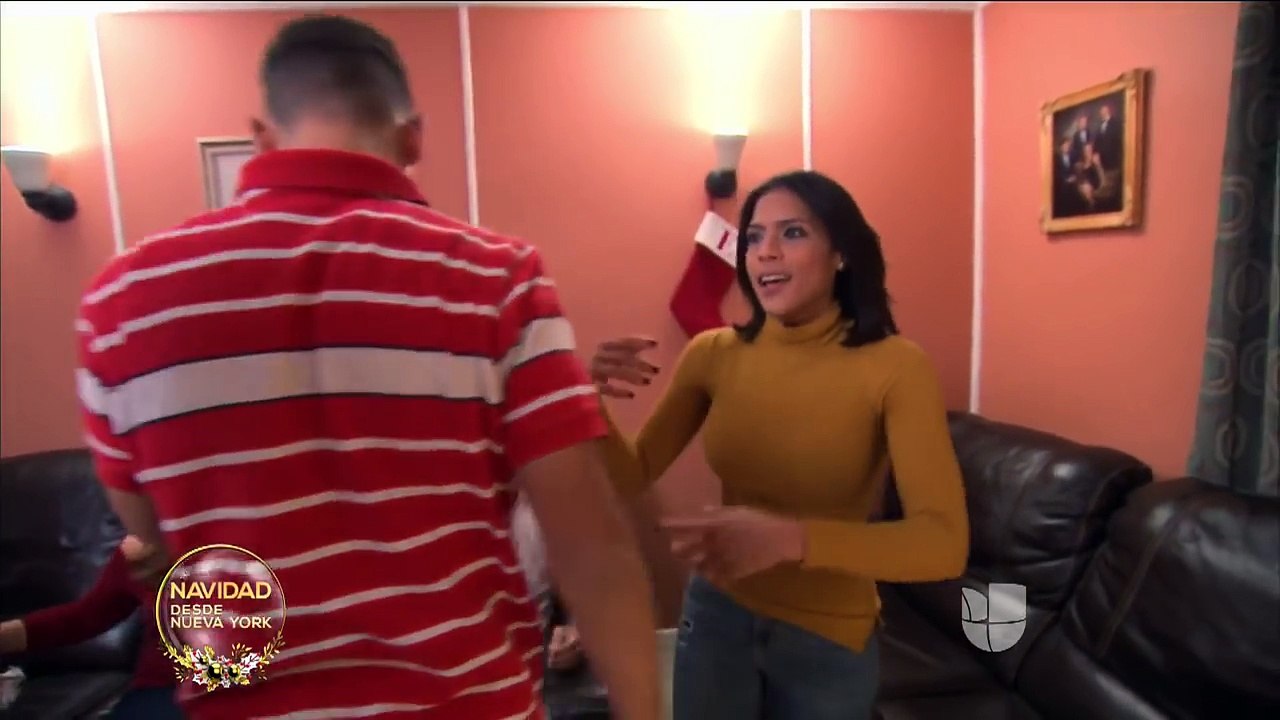 Francisca La Chapel sorprende a la familia que la ayudo en NY! Cuando ella llego mira como se puso