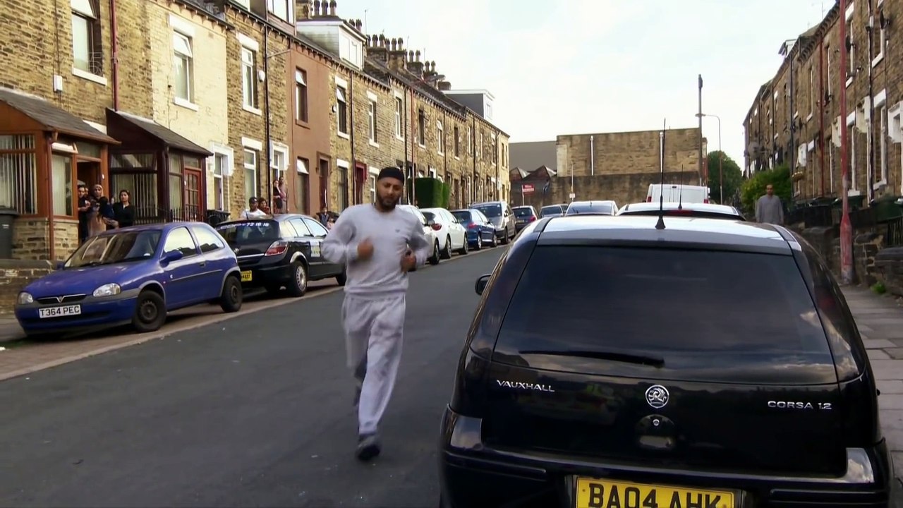 NEW TRAFFIC COPS S1 E3 | E 3...35 MINUTE CRAZY CHASE