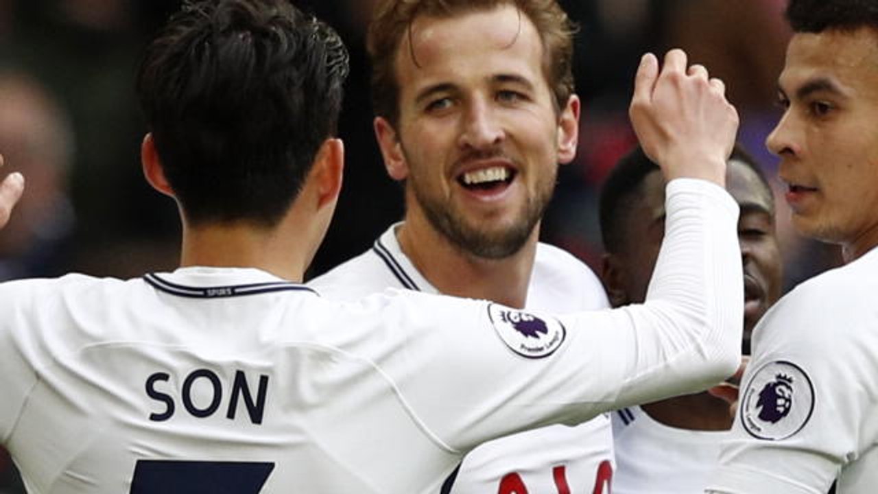 Mauricio Pochettino praises record breaker Harry Kane