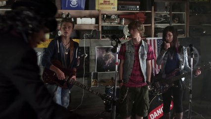 Long Live Rock and Roll - The Haunting Hour Full E #61 - The Haunting Hour