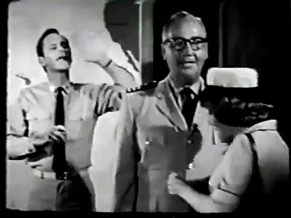 Broadside   S01E32   Operation Clip Joint