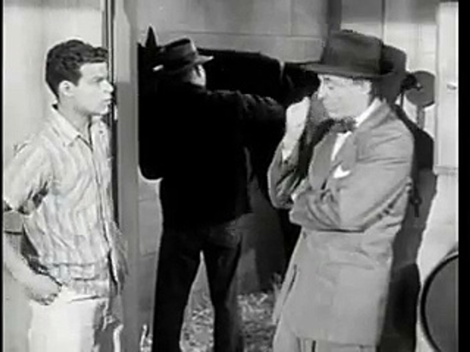 Federal Men - aka Treasury Men In Action - S05E11    The Case Of The Losing Gamble
