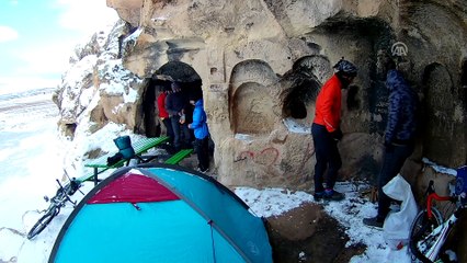 Engelli 'yol arkadaşları'na bisiklet deneyimi yaşattılar - AFYONKARAHİSAR