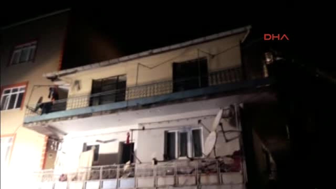 Kocaeli Binada Yangın Paniği: 1 Kişi Yaralandı, 5 Kişi Dumandan Etkilendi