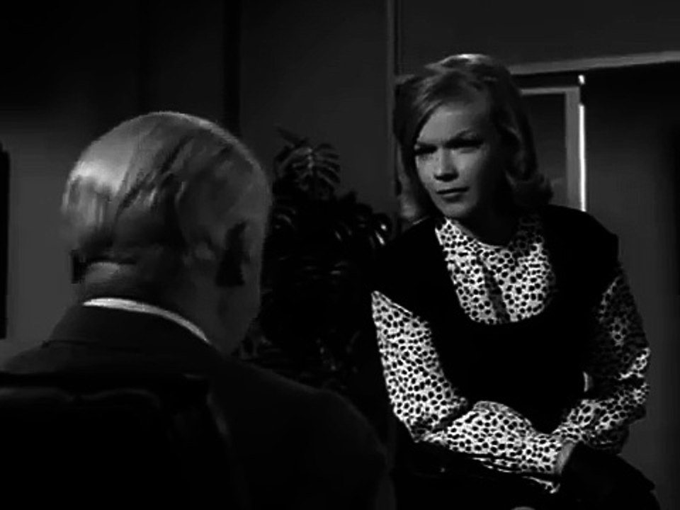 Honey West   S01E21   Like Visions And Omens And All That Jazz