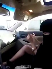 دبئی کی  لڑکیوں کی ا�