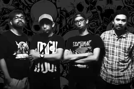 Kucing Dapur 1st Live Stream With Bandviews