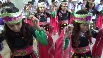 Çocukluklarını Yaşayamayan Suriyeli Çocuklar, Dünya Çocuklarına Özel Gösteri Yapacak