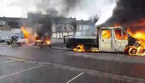 Quatre voitures partent en fumée à Fontaine-l'Evêque