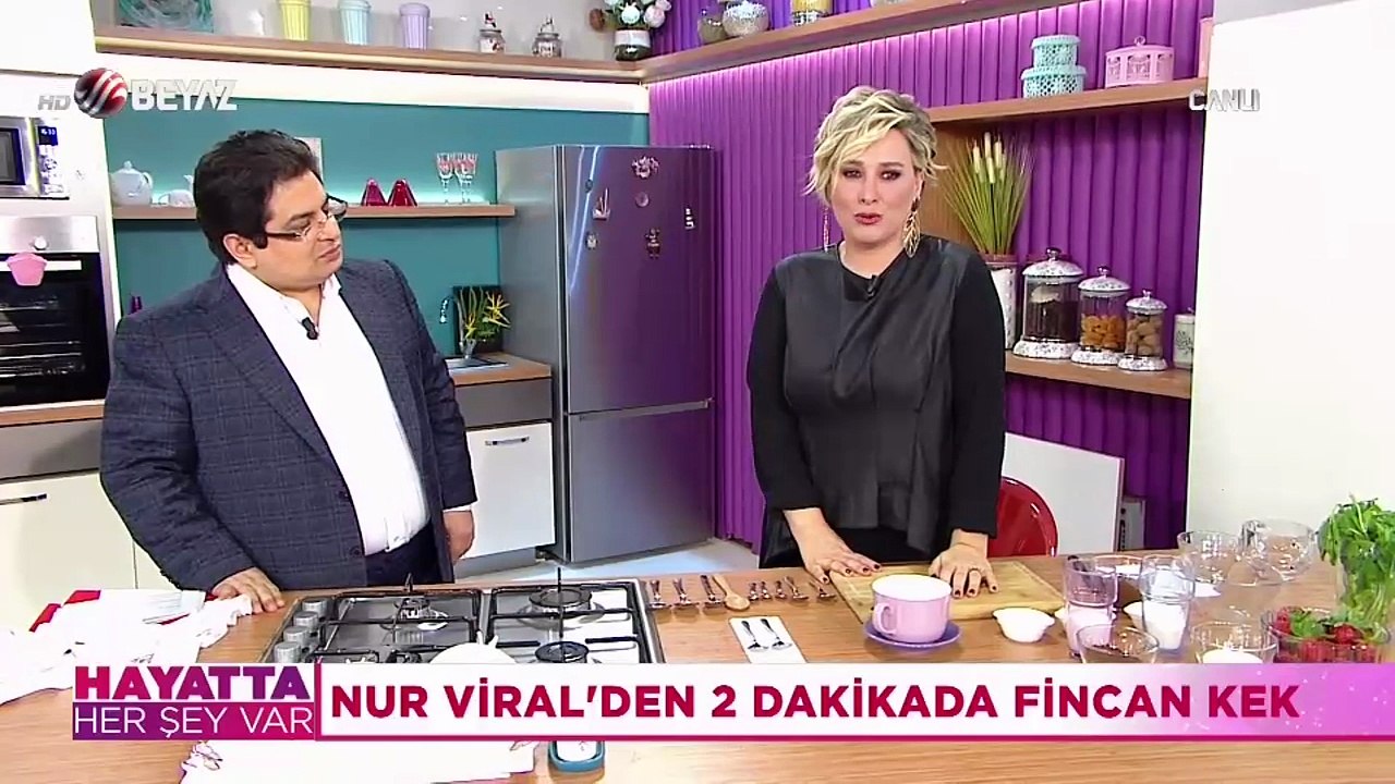 2 dakikada fincan kek!