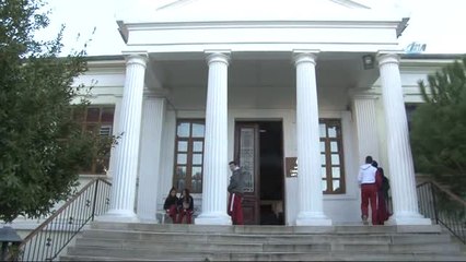 Sınıftan İçeri 'Çat Kapı' Mehmet Akif Ersoy Girdi