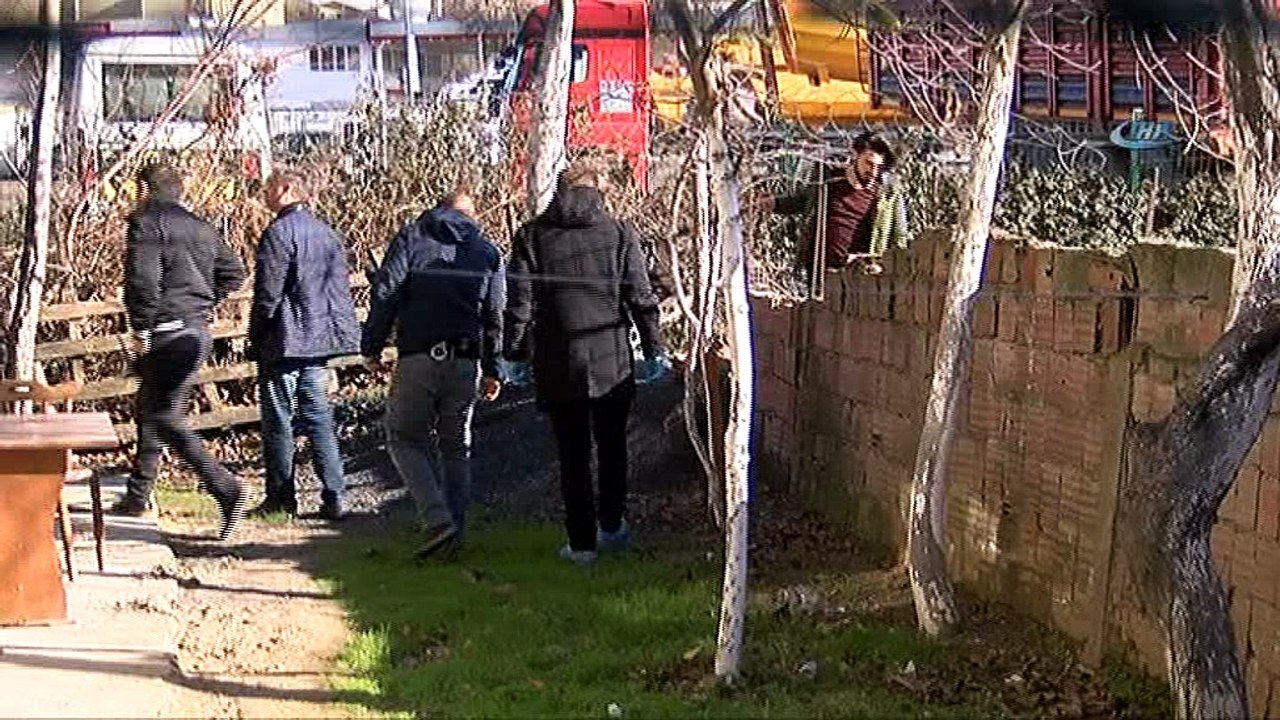 Sancaktepe'de çekiçle öldürülen 2 kardeşin cesedi adli tıpa gönderildi