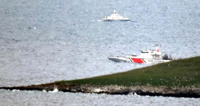 Kardak'ta Yunan Botu 100 Metre Yaklaştı, Türk Sahil Güvenlik Engelledi