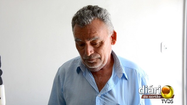 Desempregado pede ajuda para pagar conta de água em Cajazeiras