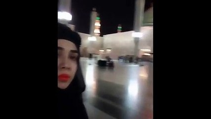 Actress Natasha Ali Performs Umrah