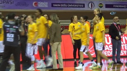 Yakın Doğu Üniversitesi ilk kez şampiyon oldu