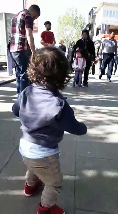 eymen horon oynuyor 2