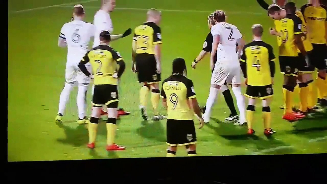 VÍDEO: A preparação deste livre do Leeds é imperdível