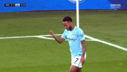 A entrada arrepiante de Murphy sobre Gundogan. Árbitro não mostrou cartão