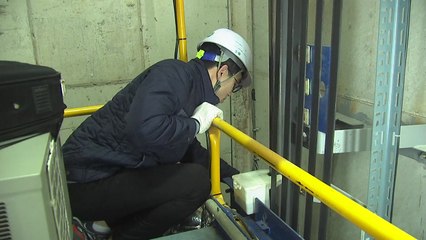 중앙부처 첫 대규모 정규직 전환...'직무급제' 적용 / YTN