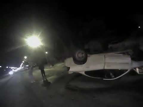 Milwaukee Officers Rescue Teens From Burning Vehicle