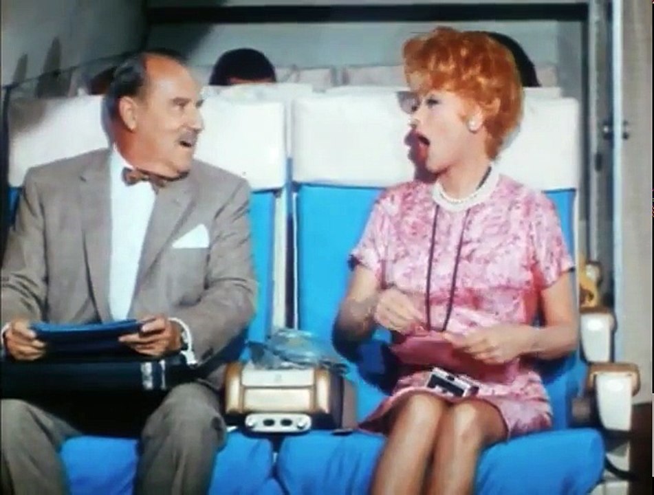 The Lucy Show LUCY FLIES TO LONDON