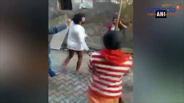 Mathura Priest thrashed by locals for allegedly molesting girls, Watch Video Oneindia News
