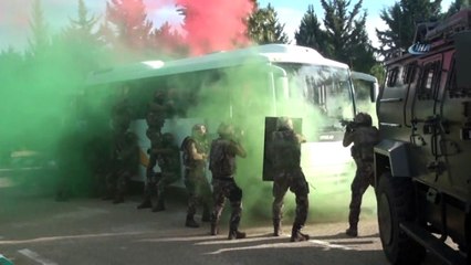 Özel Harekattan Gerçeğini Aratmayan Tatbikat