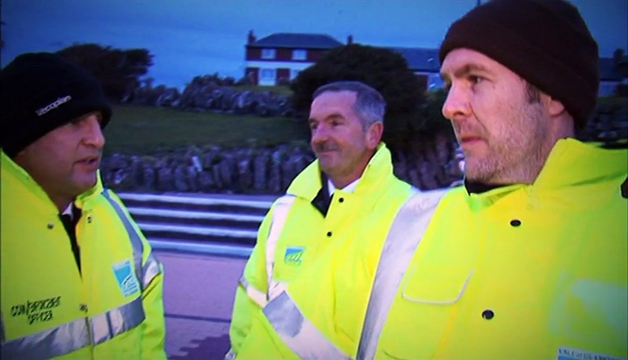 BBC Rhod Gilbert's Work Experience Series 1 1of4 Bin Man