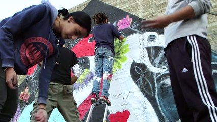 Des graffeurs apportent un supplément d'âme aux murs d'Amman