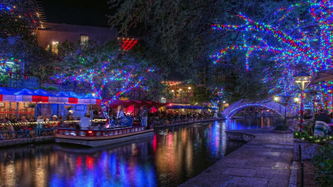 Chris Rea   Driving Home For Christmas.