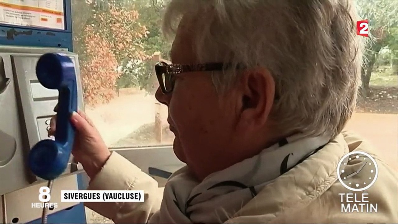 Téléphonie : les villages des zones blanches tiennent à leurs cabines téléphoniques